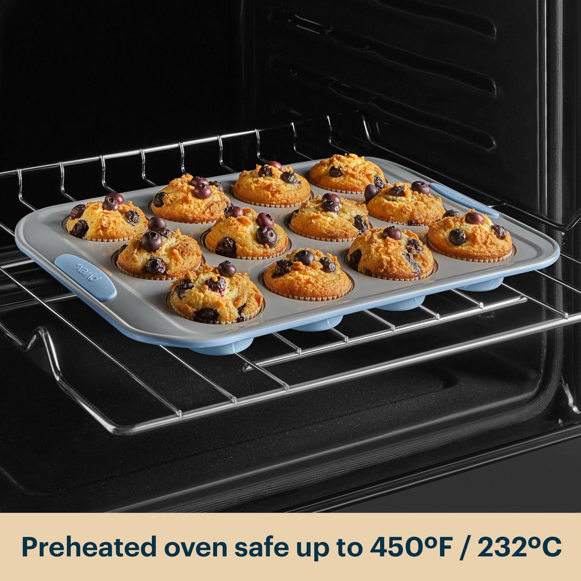 Pyrex® Metal Bakeware 8-Piece Set in Cerulean - Image 6